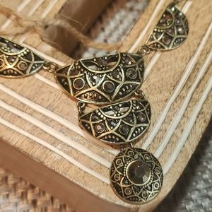 🏷🆕️GV9 Statement Necklace